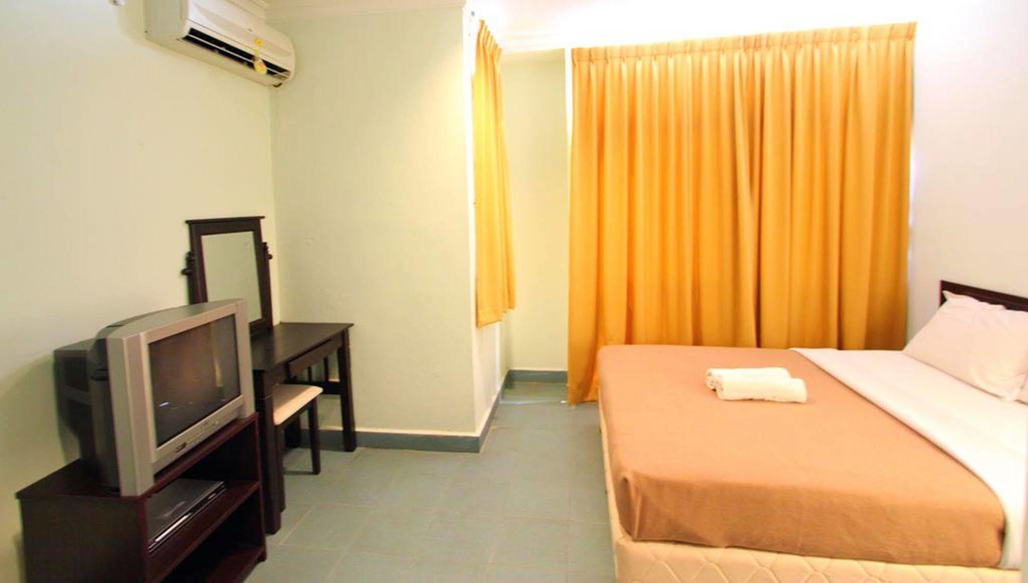 Grandpa Hotel Port Dickson Exterior foto